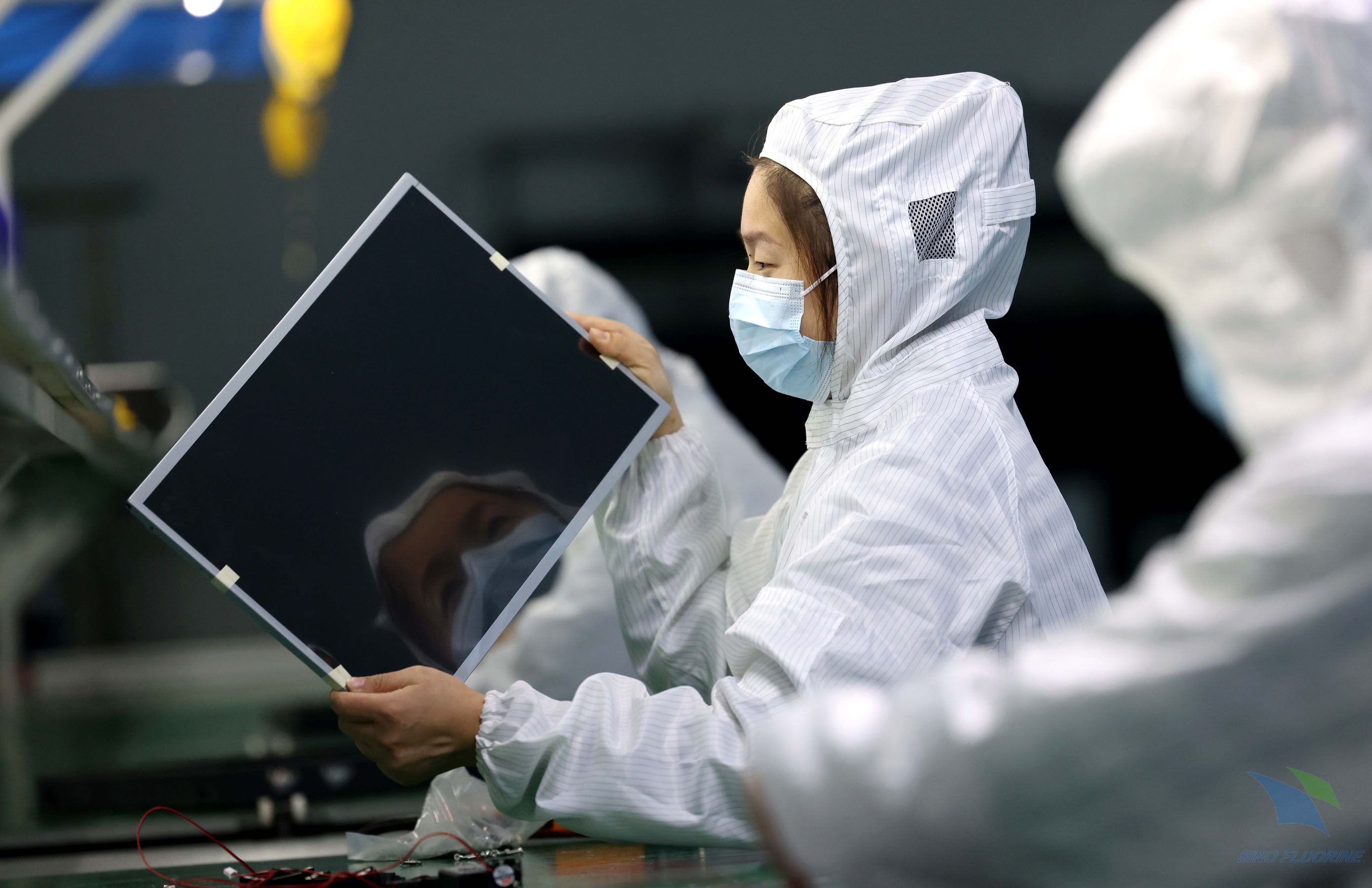 深圳中氟 - 浸没式 COB 小间距 LED 防水防潮纳米涂层应用：最佳指南与实操方案