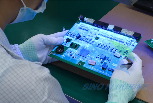 三防漆(Conformal Coating)的材料分类与特性差异，涂覆工艺参数对防护效果的影响机制